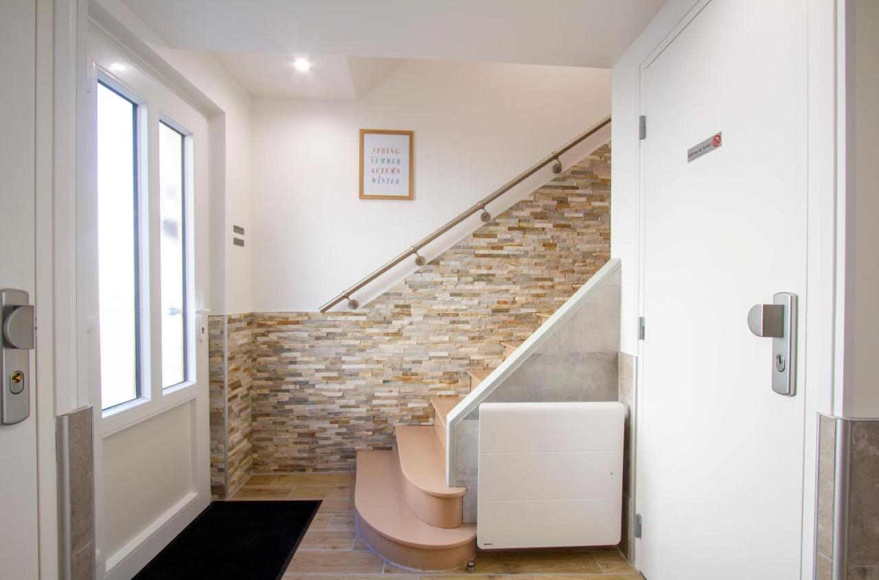 Soleil D'Ete - Netflix & Wifi - Balcon - Climatisation - Parking Gratuit - Check-In 24H24 - Emplacement Velos - Goodmarning Châlons-en-Champagne Екстериор снимка