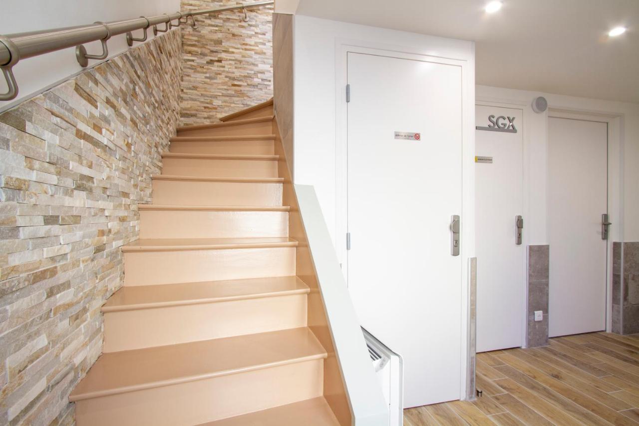 Soleil D'Ete - Netflix & Wifi - Balcon - Climatisation - Parking Gratuit - Check-In 24H24 - Emplacement Velos - Goodmarning Châlons-en-Champagne Екстериор снимка