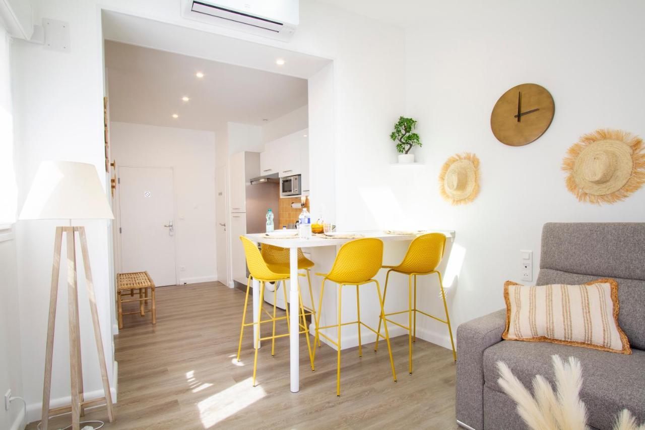 Soleil D'Ete - Netflix & Wifi - Balcon - Climatisation - Parking Gratuit - Check-In 24H24 - Emplacement Velos - Goodmarning Châlons-en-Champagne Екстериор снимка